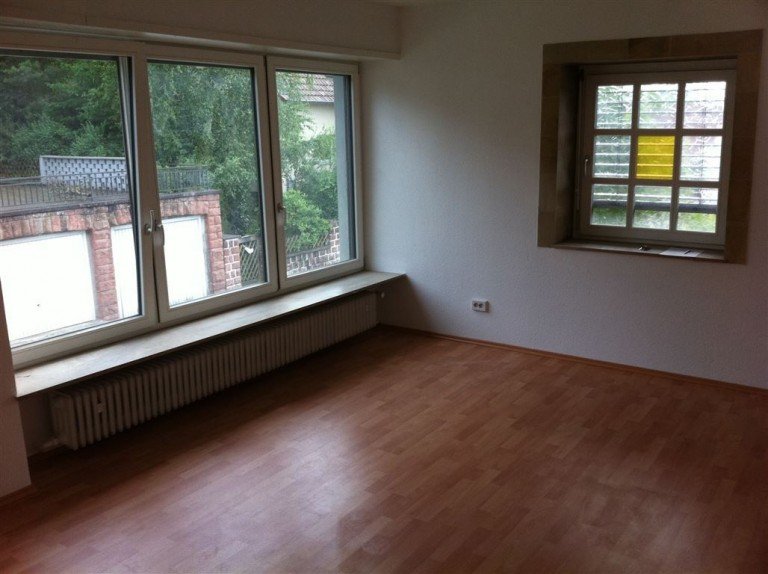 Wohnzimmer Kaiserslautern Erdgeschosswohnung Kaiserslautern-West ebenerdige 3 ZKB-Wohnung mit gro�er S�d-West-Terrasse 20 qm!