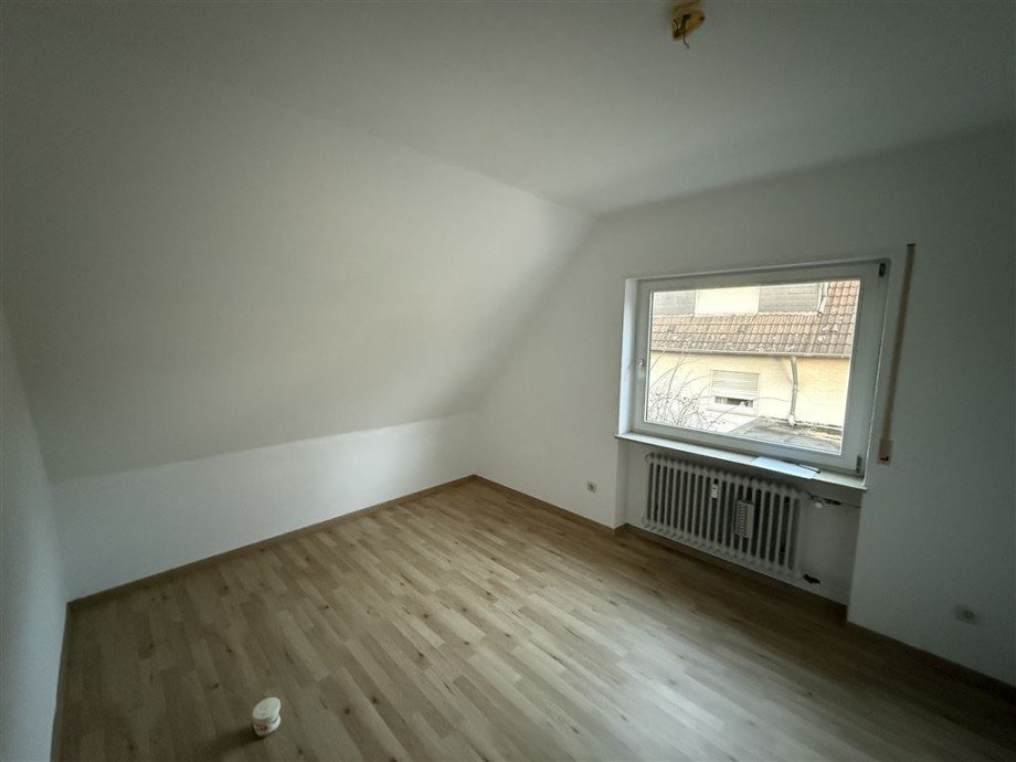 OG Zimmer 3 Bild 1.JPG Doppelhaush�lfte Kaiserslautern